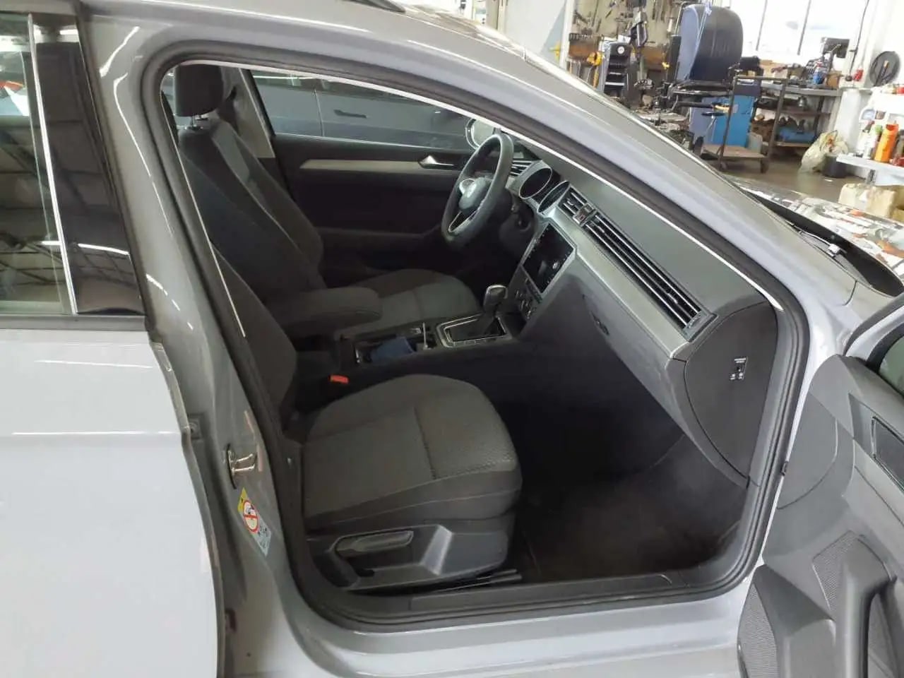Volkswagen Passat Conceptline LM*LED*ACC*NaviTouch*DAB*1Han 7