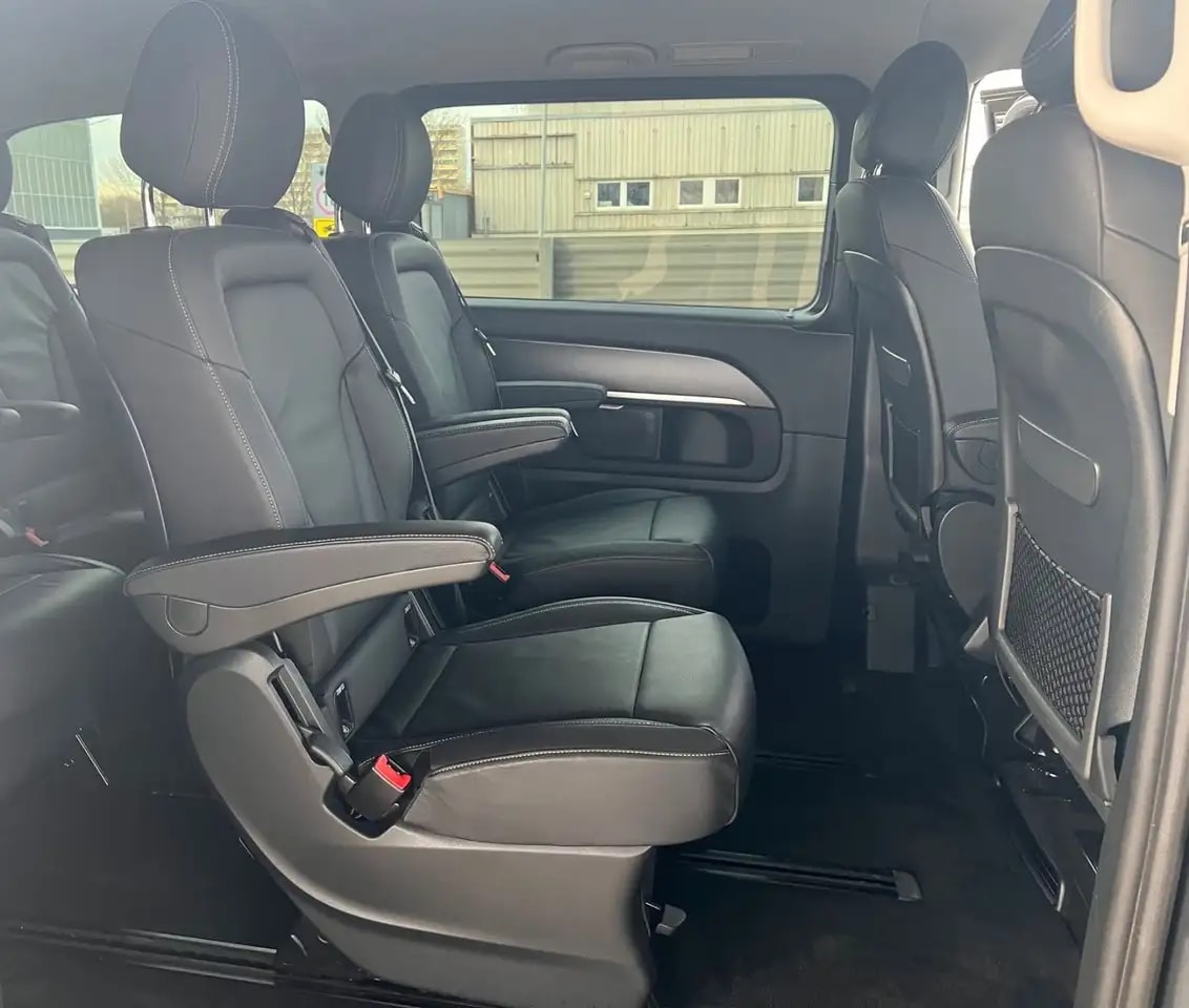 Mercedes-Benz V 300 d LANG 4M AMG-LINE 9G WEBASTO AHK EL.TÜREN 15