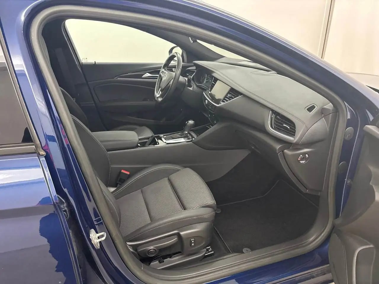 Opel Insignia B GS Line Business AHK*Kamera*STHZG*LED 7
