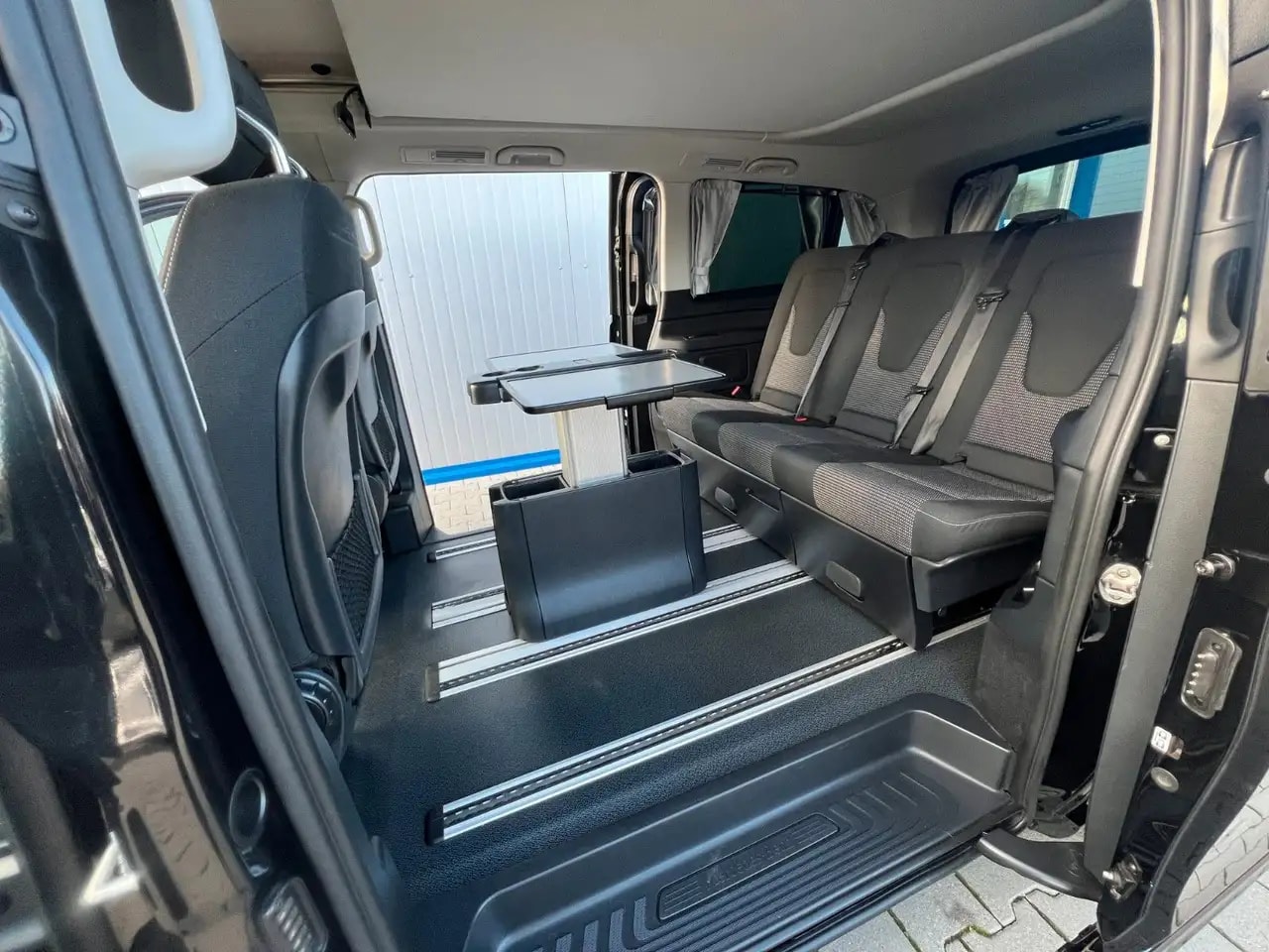 Mercedes-Benz V 300 d LANG MARCO POLO AMG-LINE LED KAMERA AHK 17