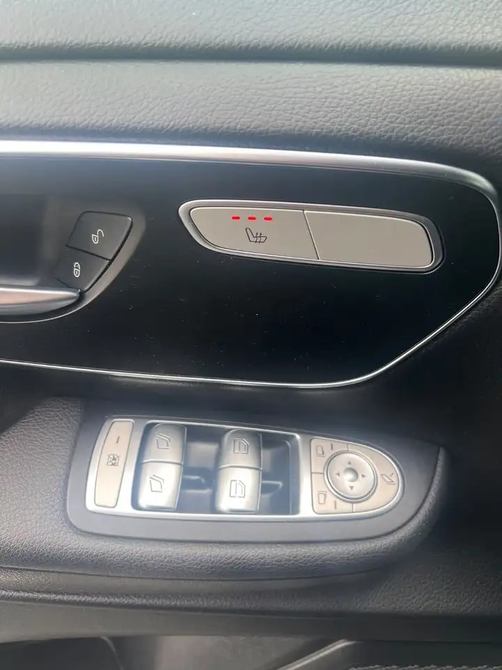 Mercedes-Benz V 220 d 9G KOMPAKT AMG-LINE NIGHPAKET LED AHK 14