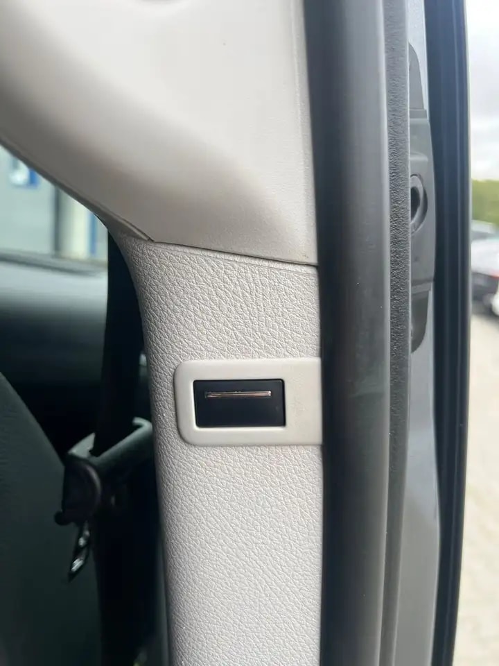 Mercedes-Benz Vito VITO 119 9G 4M MIXTO NAVI LED WEBASTO AHK EL.TÜR 7