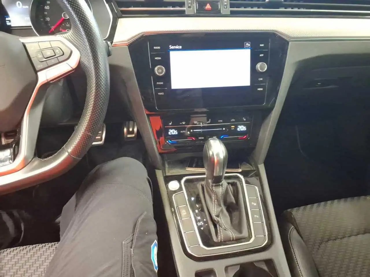 Volkswagen Passat R Line Matrix*ACC*H&K*AHK*Massag*Kamera 9