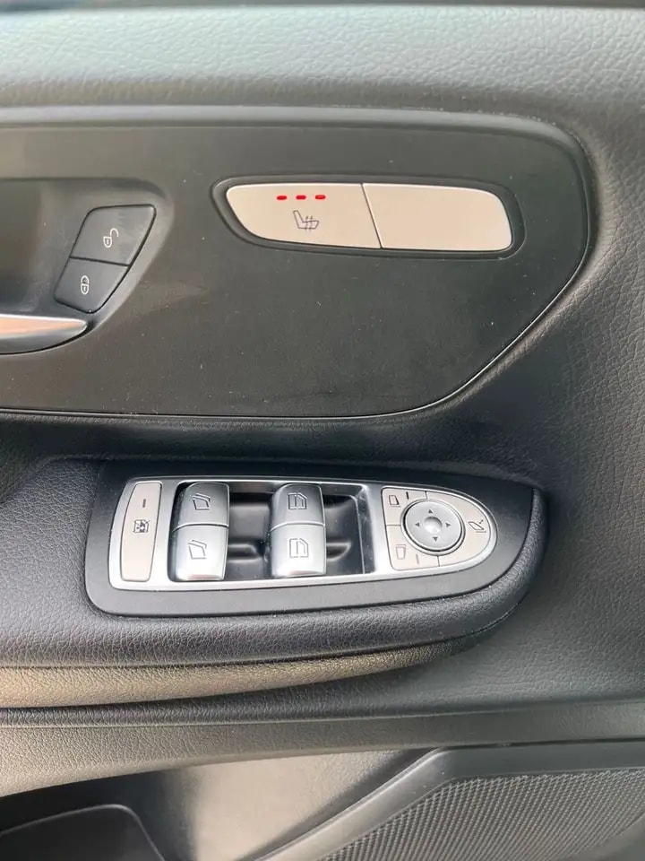 Mercedes-Benz V 220 LANG 9G-TR SPORTPAKET NAVI WEBASTO LED AHK 14