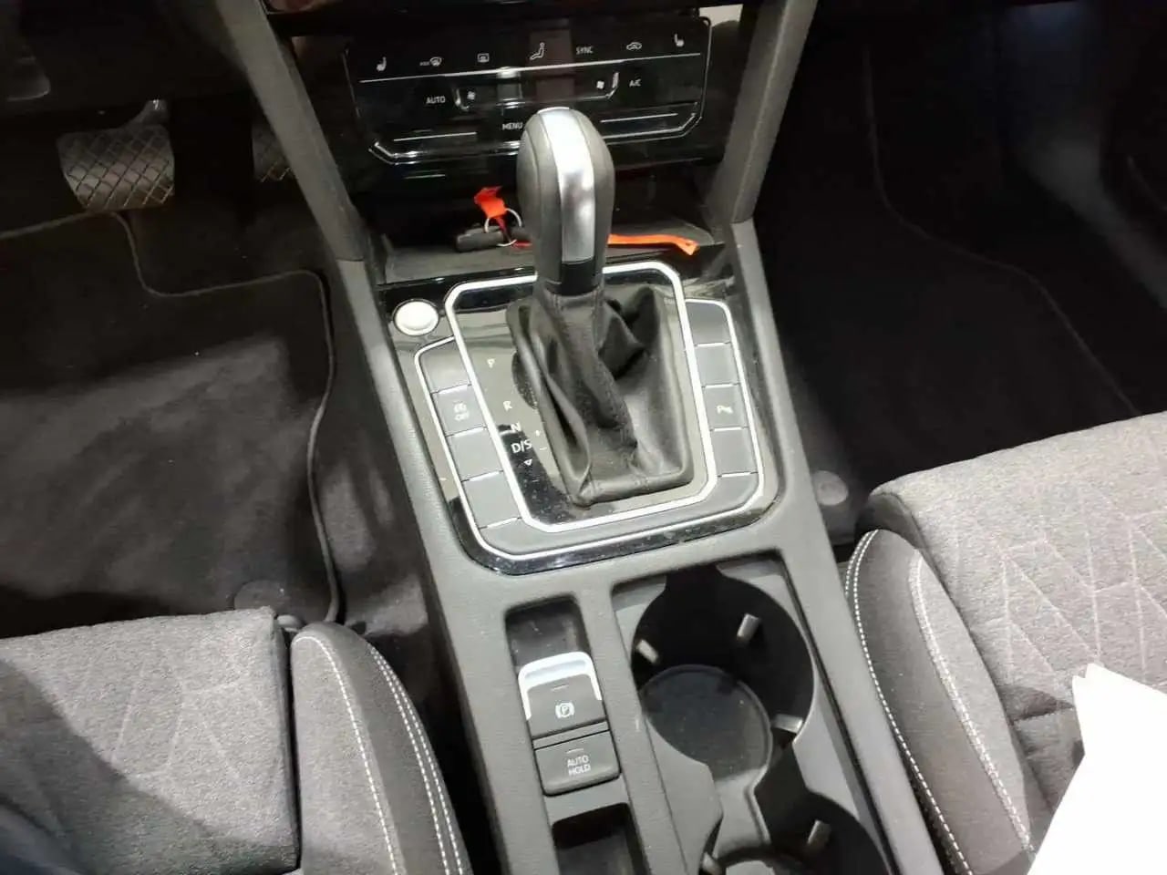 Volkswagen Passat Business Kamera*ACC*Massag**LM*IQLight 9