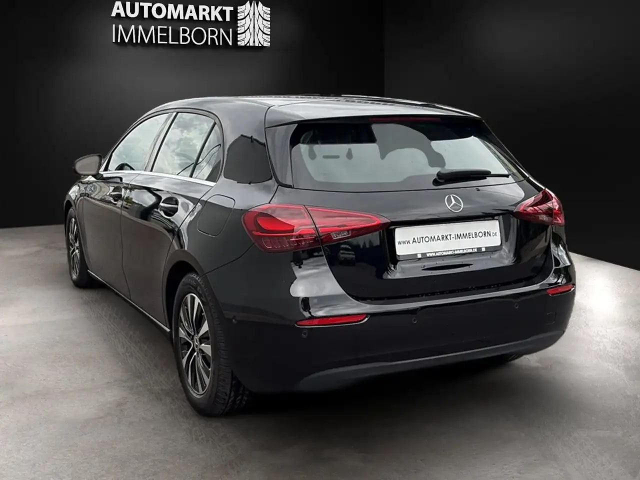 Mercedes-Benz A 200 d Kamera*LED*NaviTouch*LM*Teilleder*1Hand 5
