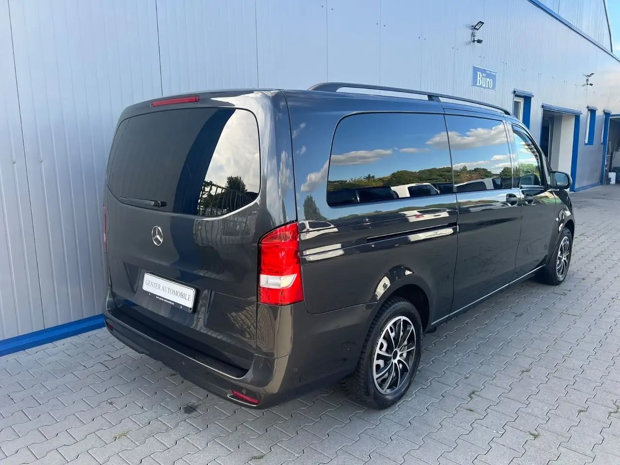 Mercedes-Benz Vito 124 TOURER EXTRALANG 4x4 NAVI KAMERA 8-SITZ 7