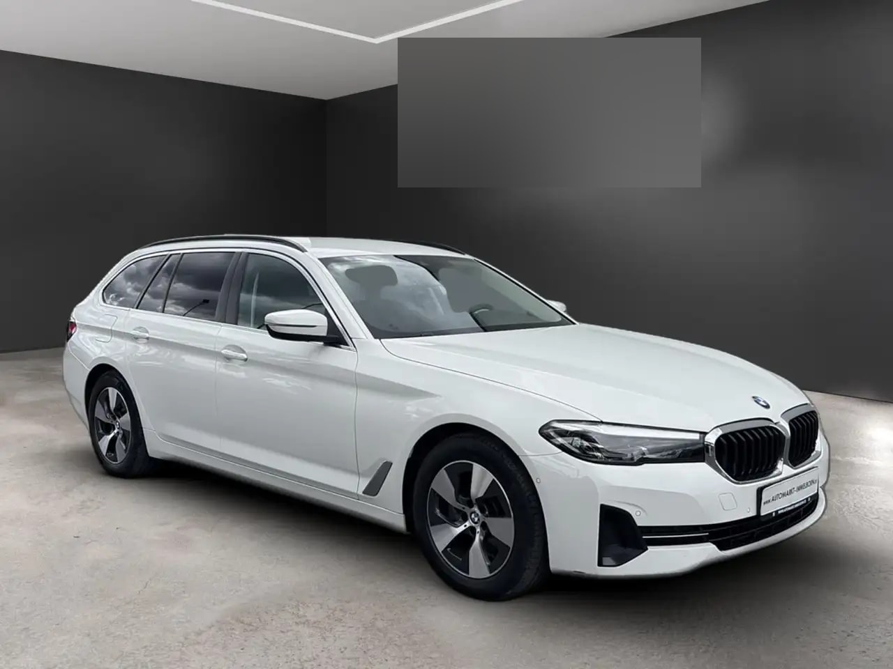 BMW 520 d ALLRAD LEDER*ALARM*Memory*LED*Sportlenkrad