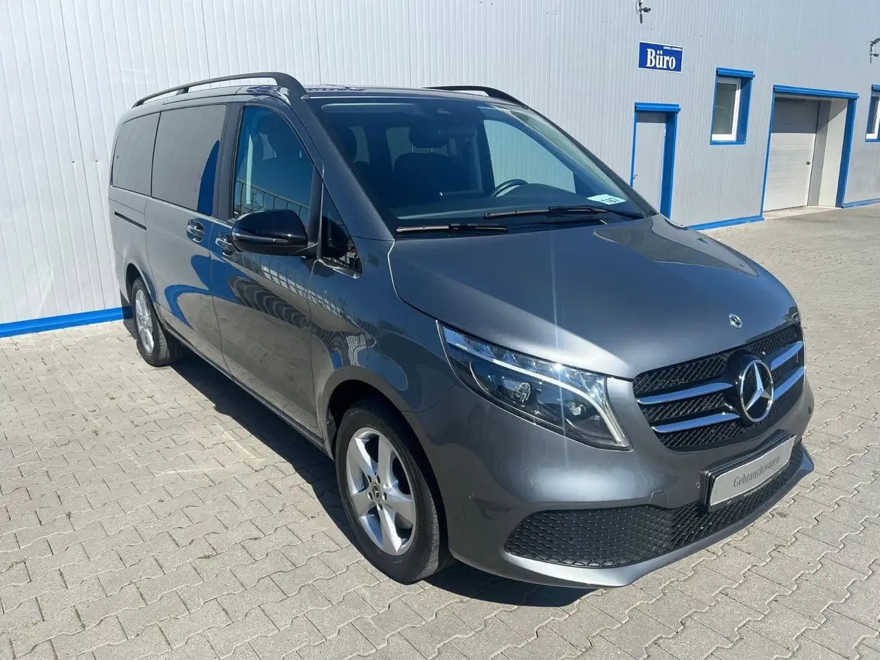 Mercedes-Benz V 300 LANG 4M WEBASTO NAVI MBUX KAMERA 7-SITZER 3