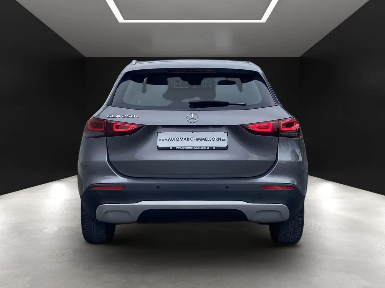 Mercedes-Benz GLA 250 e Kamera*Pano*LED*Distro*Leder*DAB*1Hand 10