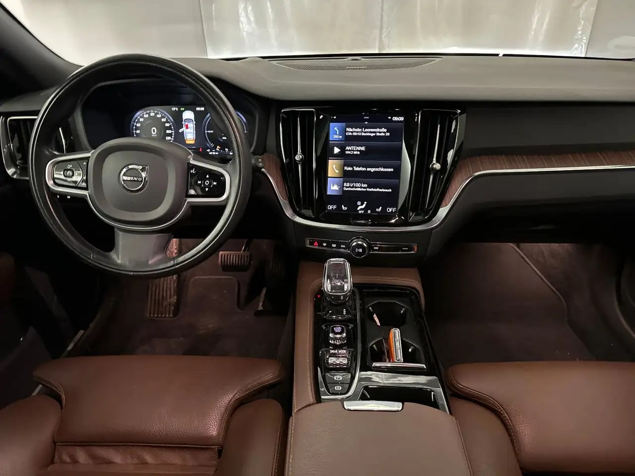 Volvo V60 Inscription PlHybrid AW Sdach*Leder*360*H&K 6