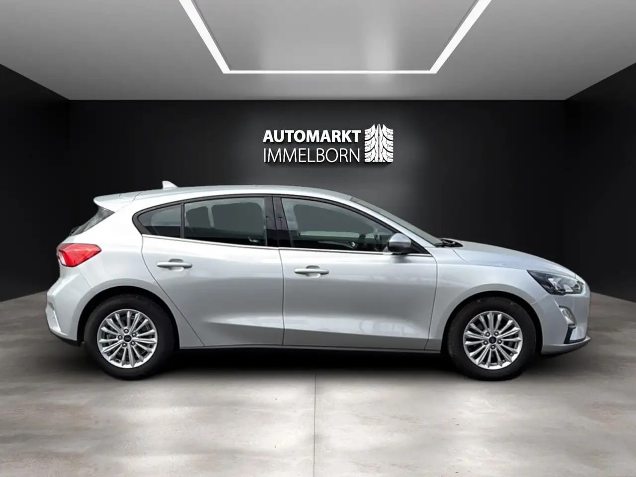 Ford Focus Lim. Titanium LED*Navi*DAB*LM*Kamera*SHZ 7