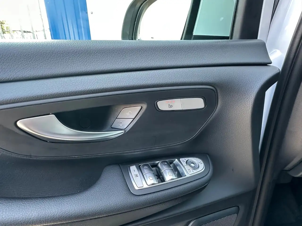 Mercedes-Benz V 220 LANG 9G-TR WEBASTO NAVI MBUX KAMERA 8-SITZ 13