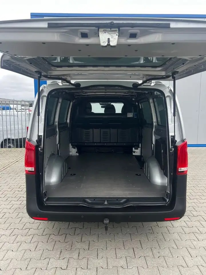 Mercedes-Benz Vito 119 d LANG 9G NAVI LED WEBASTO KAMERA AHK 10