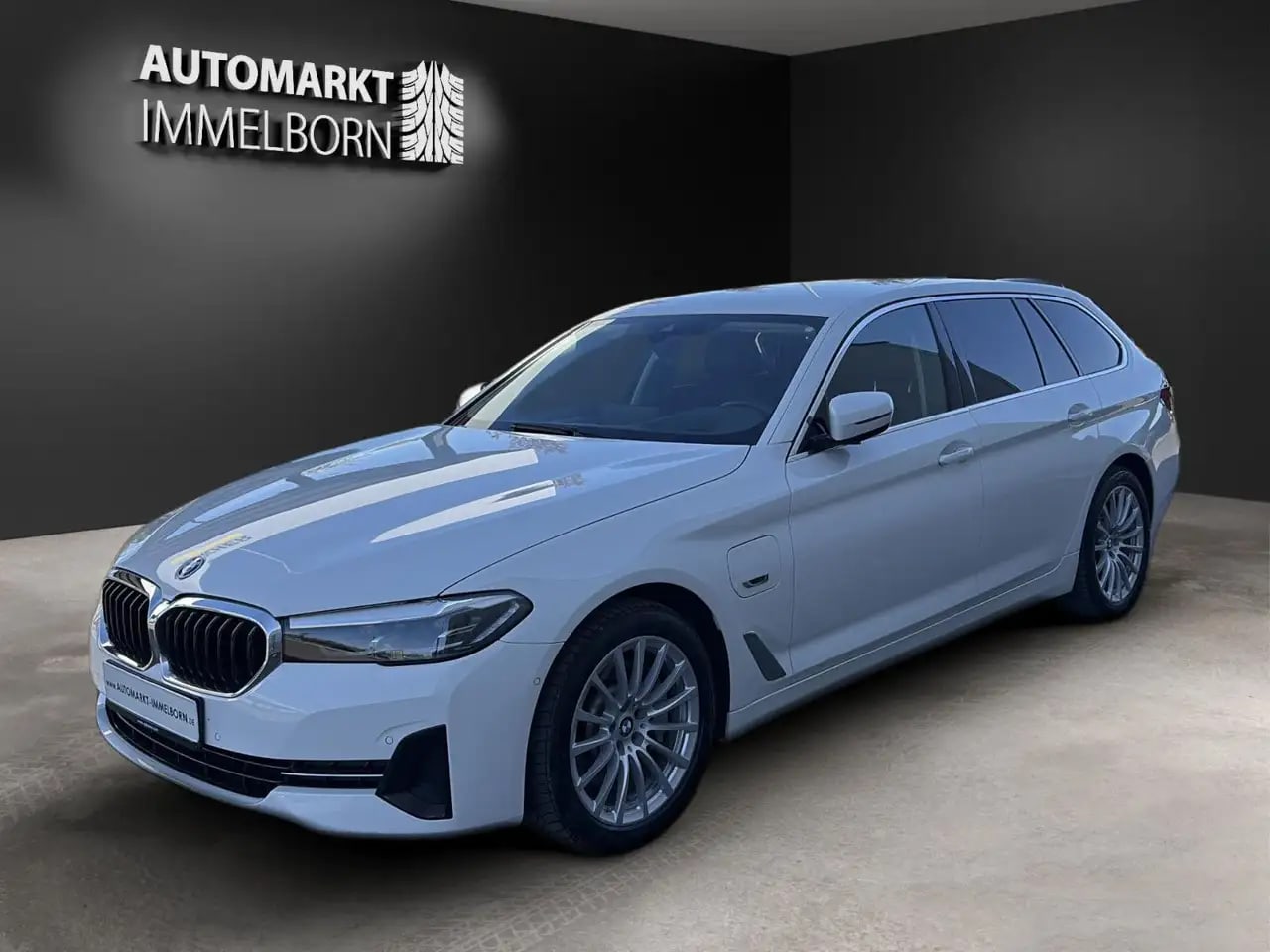 BMW 520 e VollLeder*LiceCP*LED*Navi+*4xSH*HUD*Sport 4