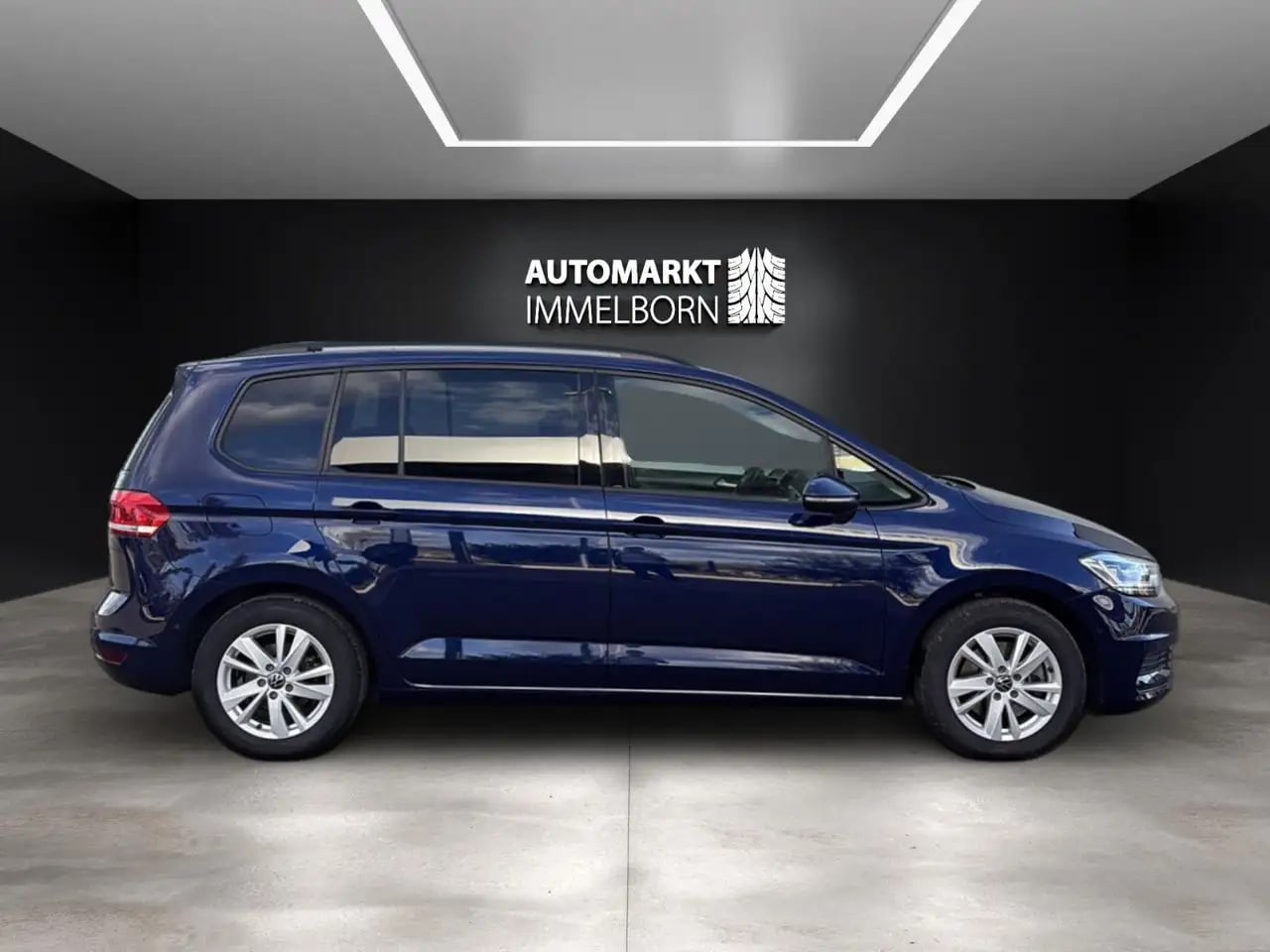 Volkswagen Touran Comfortline 7Sitz*AHK*Sthzg*Kamera*3zonen 11