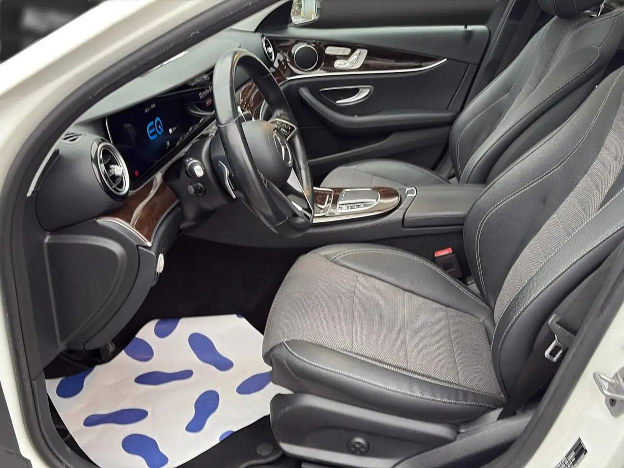 Mercedes-Benz E 300 de 360*Memory*AHK*Distro*Pano*Mube*SOH 92% 10