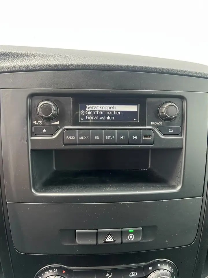 Mercedes-Benz Vito 110 KOMPAKT KLIMA TEMPOMAT 2-SITZE SCHRÄNKE 17