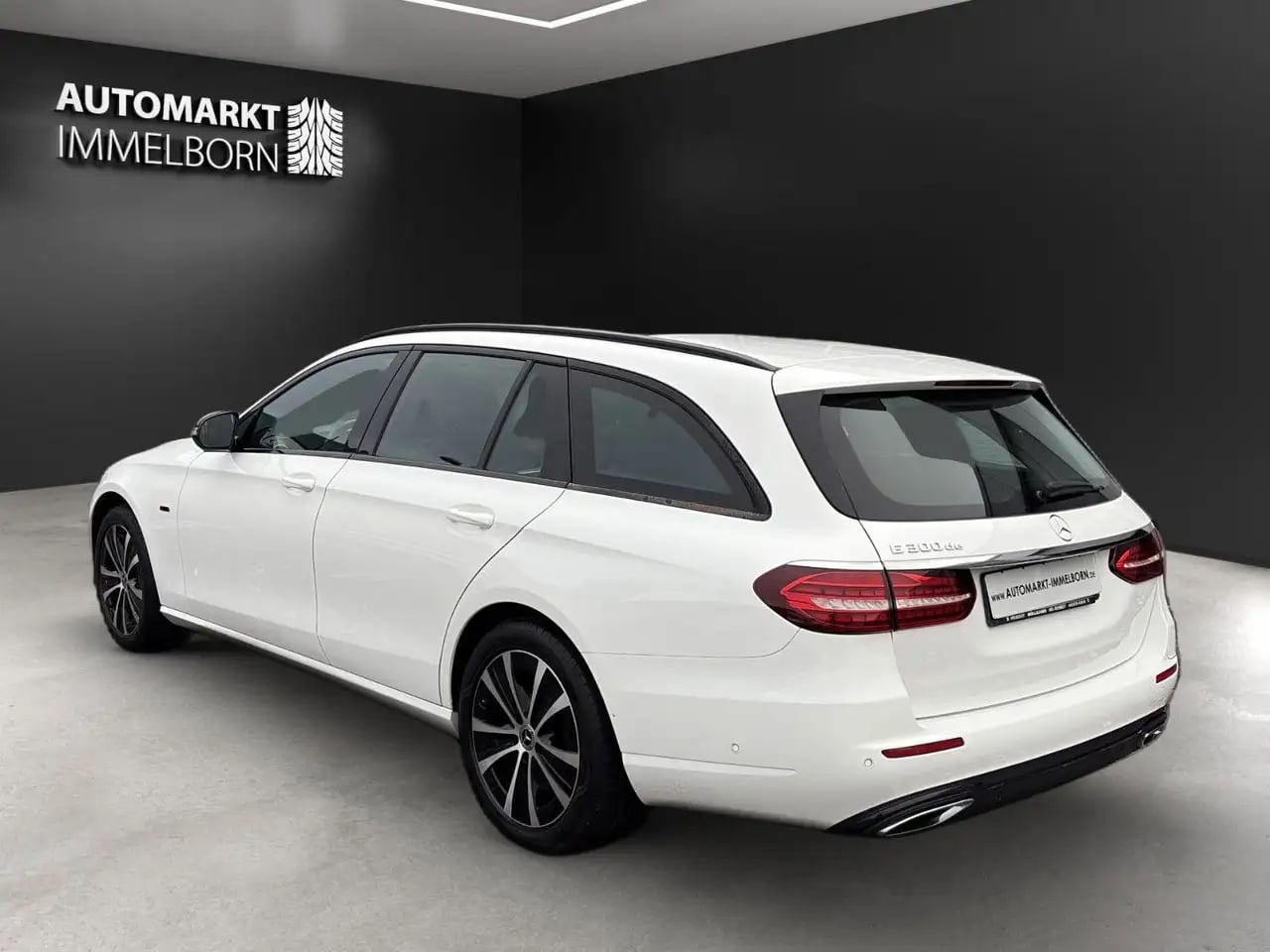 Mercedes-Benz E 300 de 360*Memory*AHK*Distro*Pano*Mube*SOH 92% 4