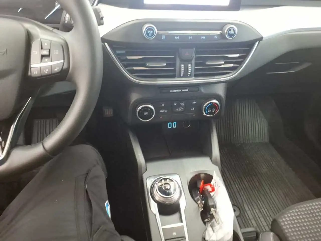 Ford Focus CoolConnect Kamera*LED*Navi*LM*SHZ*Tempo 10