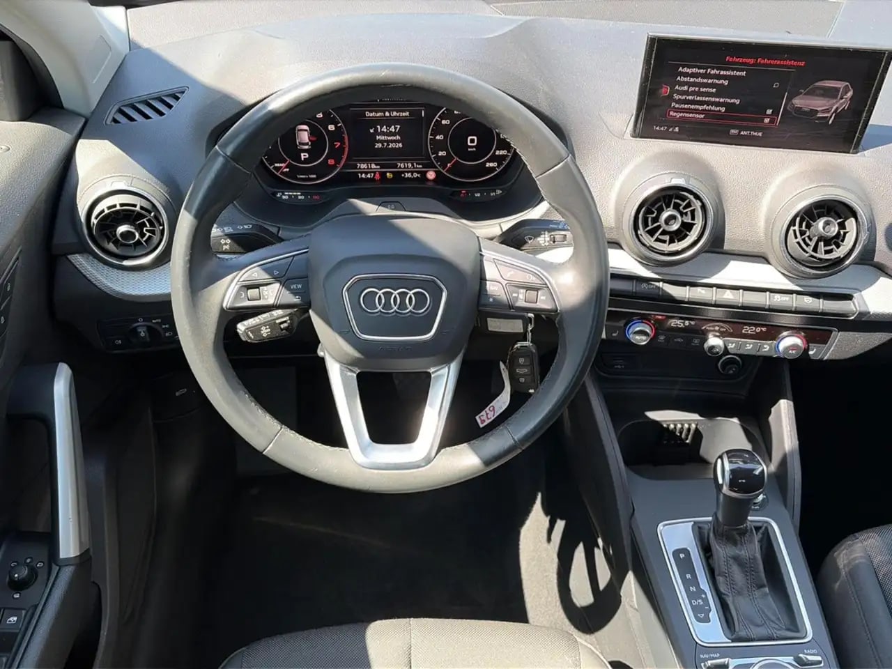 Audi Q2 35 TFSI advanced Kamera*LED*Navi*Virtual*ACC 12