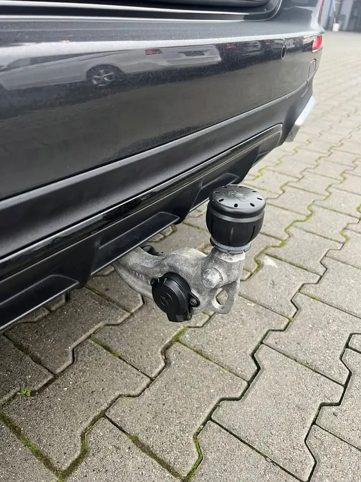 Mercedes-Benz E 200 T 9G 48V AMG-LINE MBUX KAMERA KEYLESS AHK 11