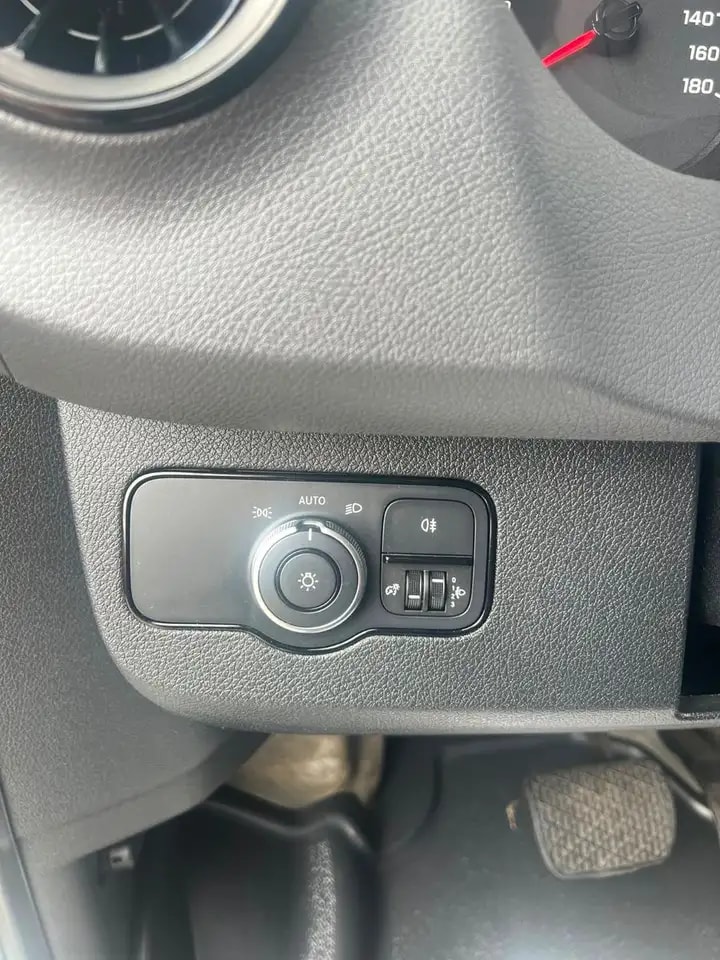 Mercedes-Benz Sprinter 215 9G-TR HOCH+LANG KLIMA 3-SITZ KAMERA 16