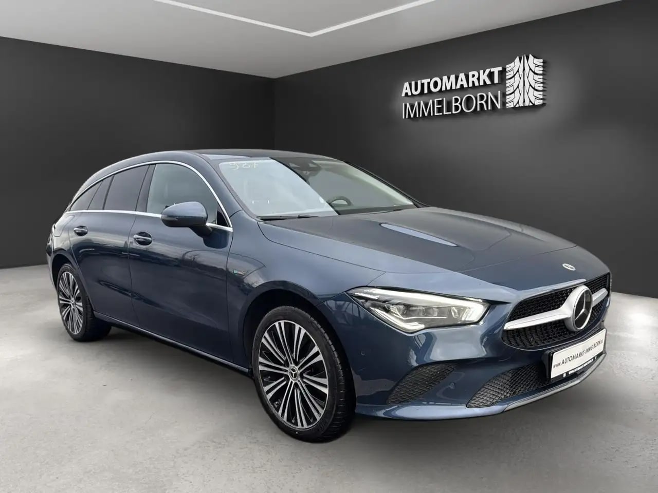 Mercedes-Benz CLA 250 Mubeam*Distro*VollLeder*18*DAB*Navi
