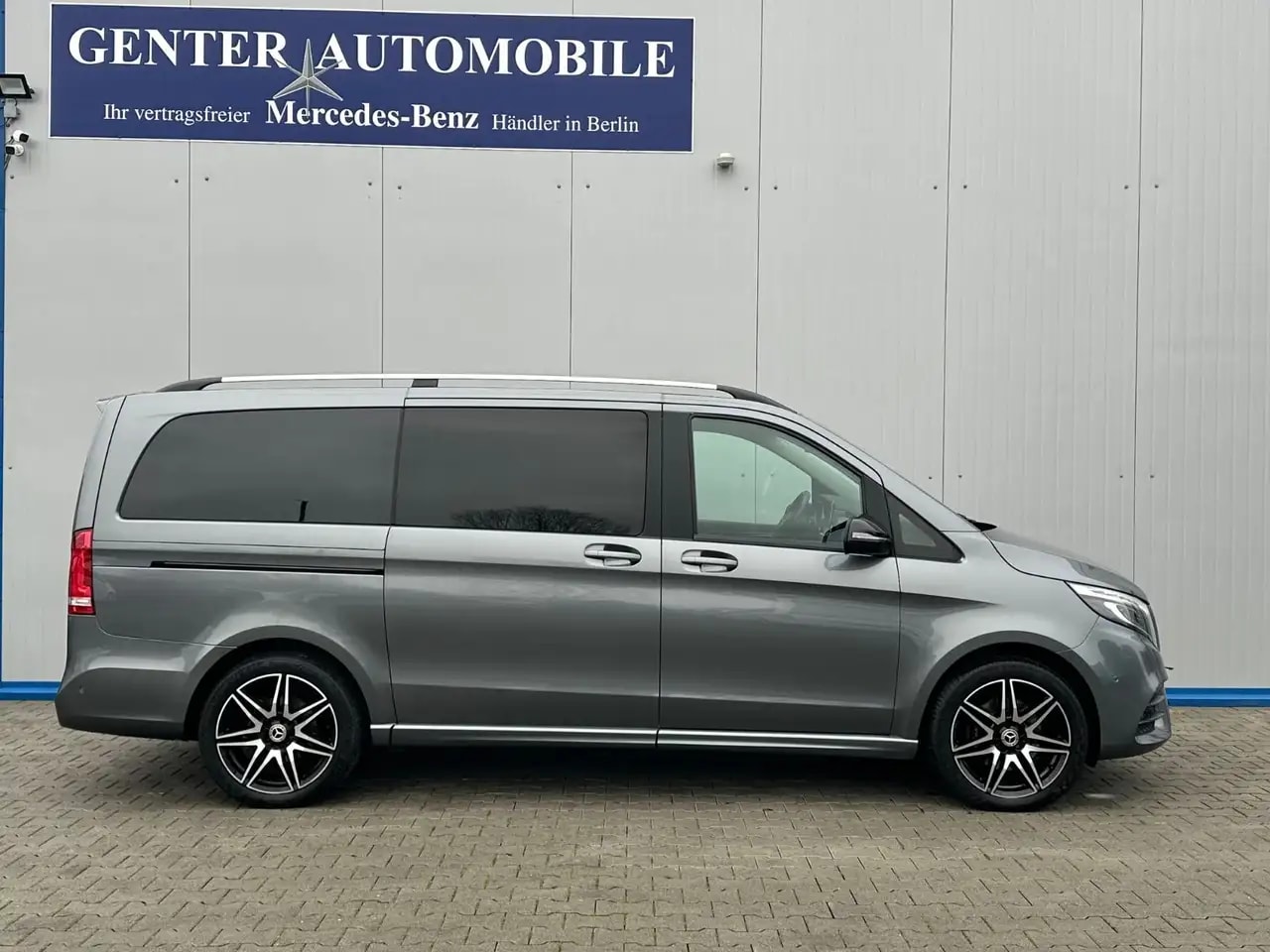 Mercedes-Benz V 300 V300 LANG 4M AMG LIEGEPAKET WEBASTO LED EL.TÜREN 6