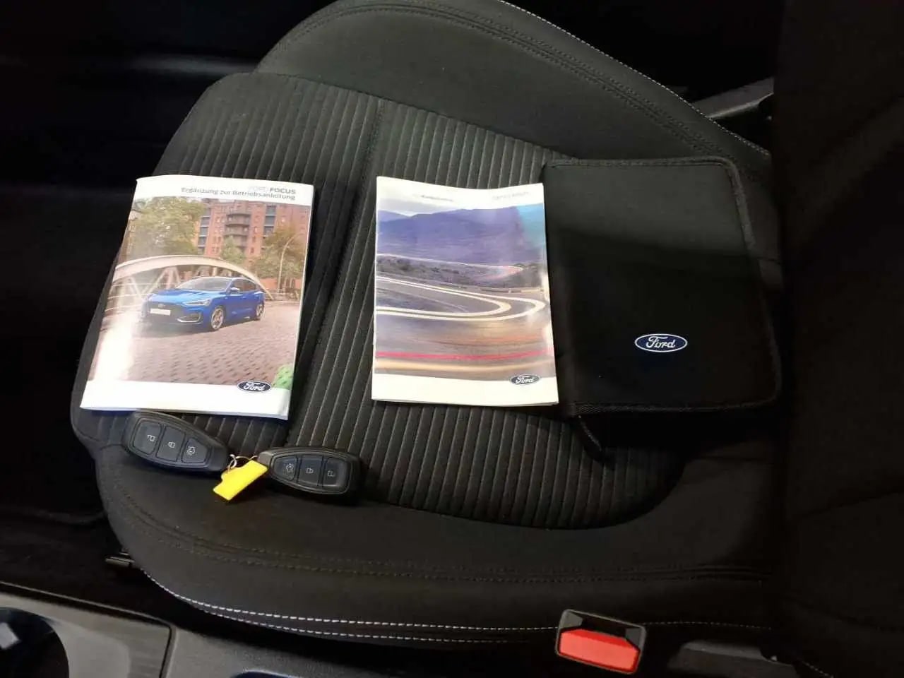 Ford Focus Titanium LED*LM*DAB*NaviGroß*Winterpaket 11