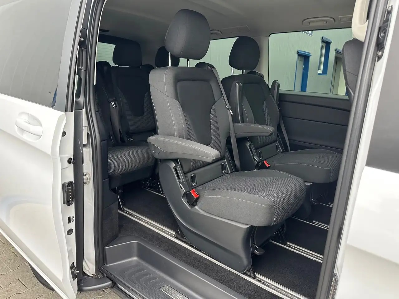 Mercedes-Benz V 220 V220 d LANG 9G MBUX KAMERA AHK 7-SITZER 15