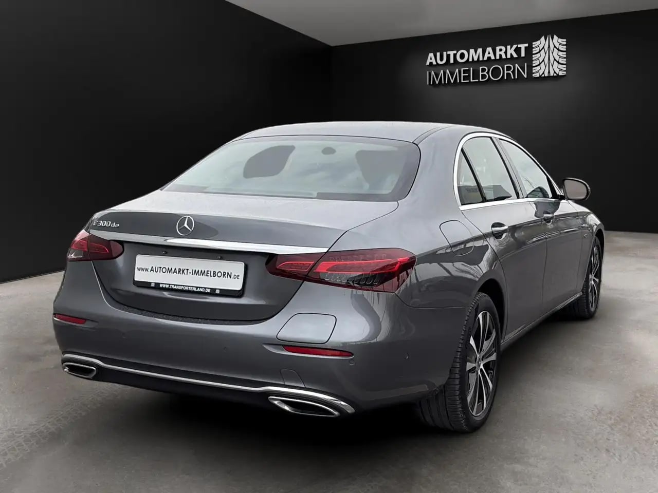 Mercedes-Benz E 300 de Pano*360*Mubeam*Distro*AHK*Navi*DAB*18 11