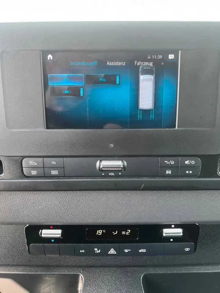 Mercedes-Benz Sprinter 314 AUTOMATIK NAVI TOTWINKEL KAMERA LED 16