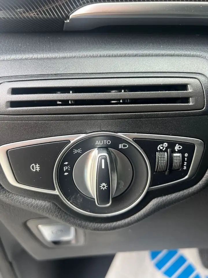 Mercedes-Benz V 220 V220 KOMPAKT 9G-TRONIC PDC NAVI MBUX AERODYNAMIK 20
