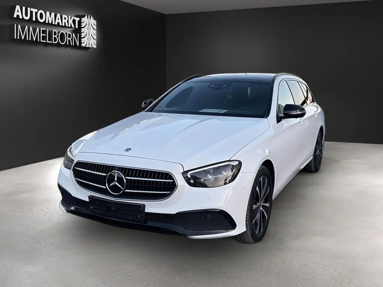 Mercedes-Benz E 300 de Pano*360*HUD*belüSitz*Distro*VollLeder* 3