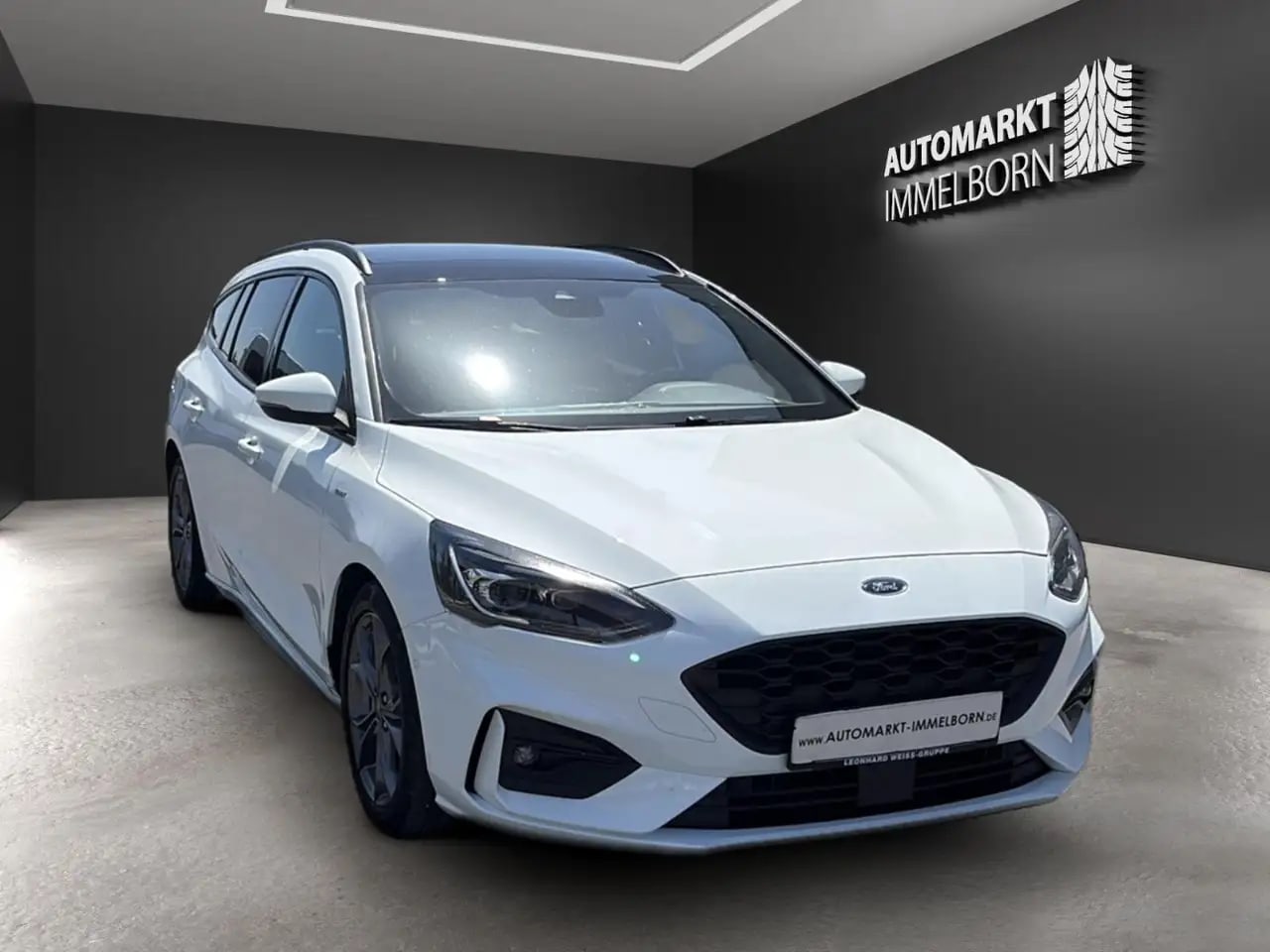 Ford Focus ST-Line Panorama*LED*AHK*Navi*17*Standheiz 4