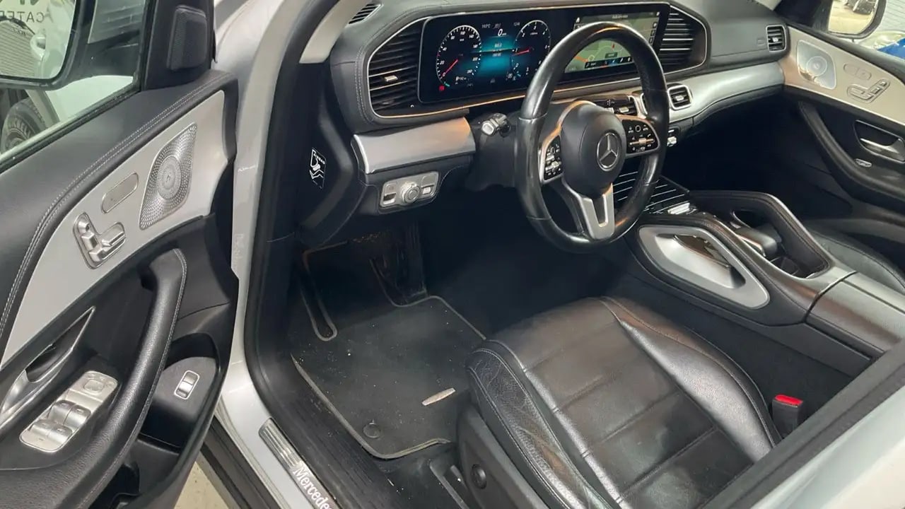 Mercedes-Benz GLE 300 d Exclusive Pano*Mubeam*Distro*Servoschl 9