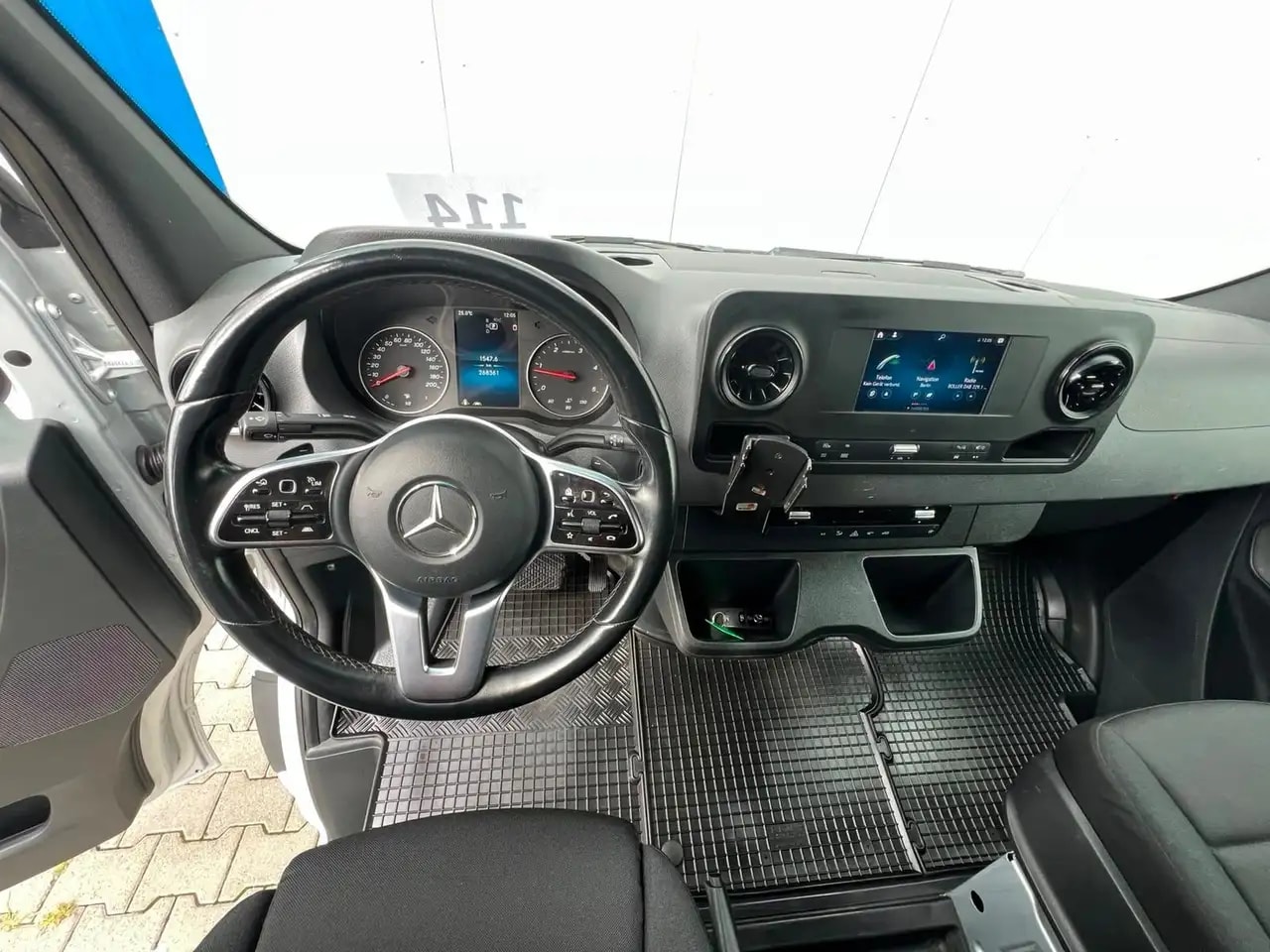 Mercedes-Benz Sprinter 314 AUTOMATIK NAVI TOTWINKEL KAMERA LED 15