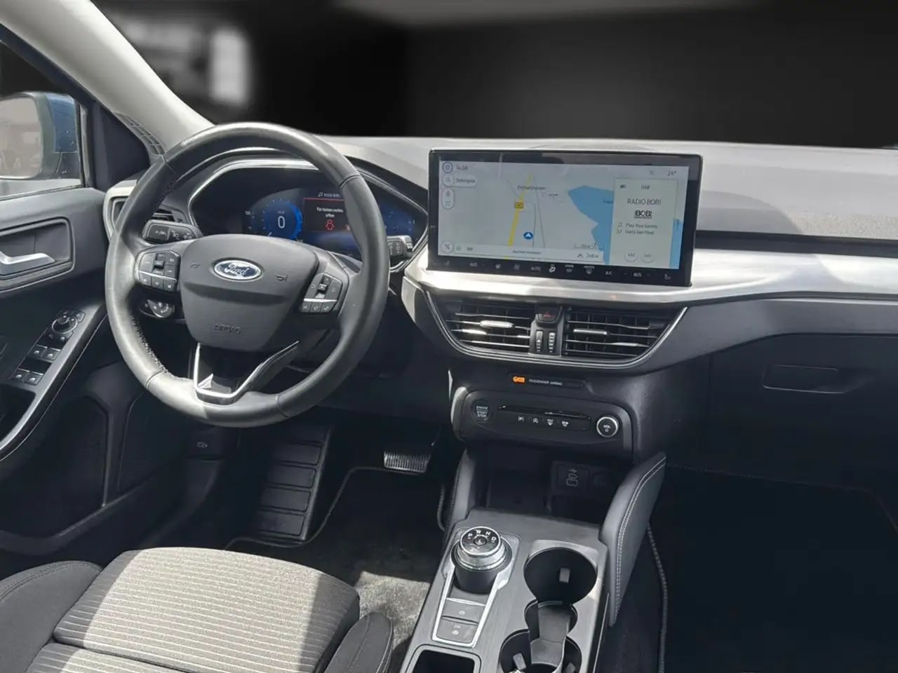 Ford Focus Titanium X AHK*Kamera*2Zonen*NaviGroß*LM 12