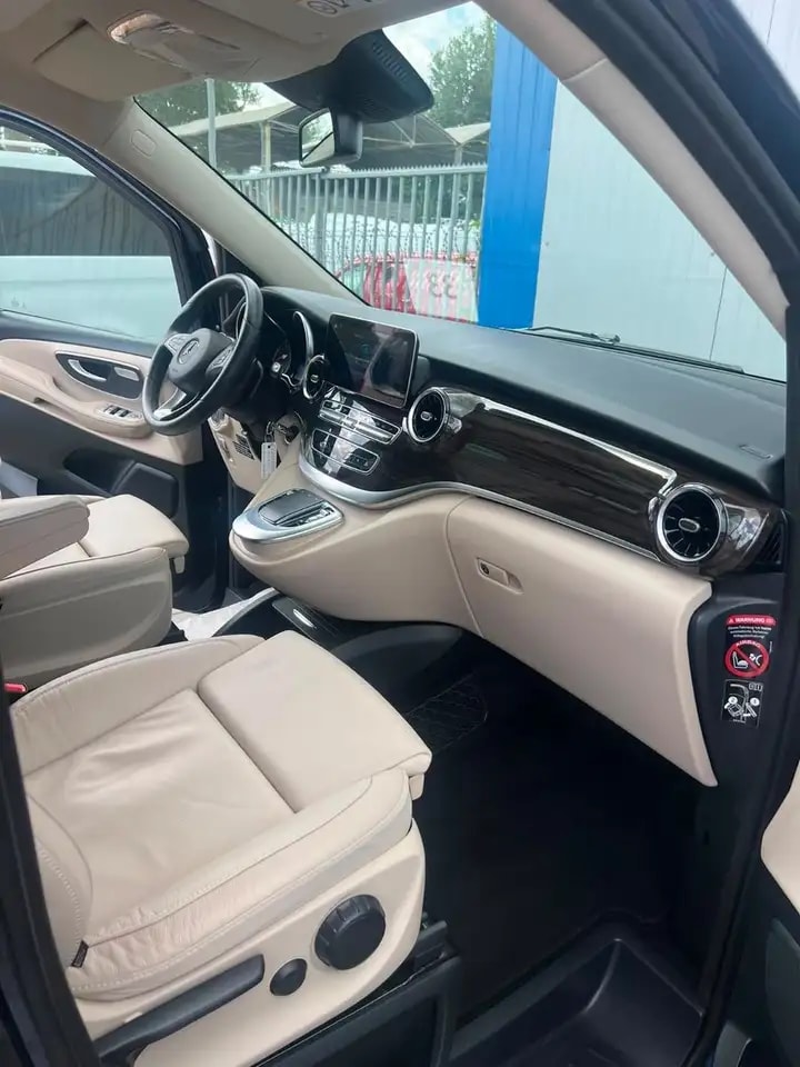 Mercedes-Benz V 300 d LANG MARCO POLO KÜCHE LEDER LED AIRMATIC 15