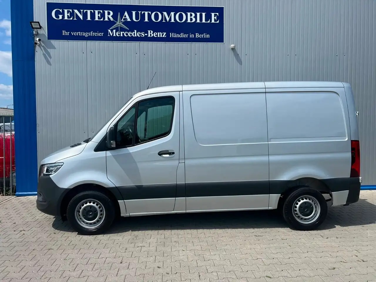 Mercedes-Benz Sprinter 314 AUTOMATIK NAVI TOTWINKEL KAMERA LED 4