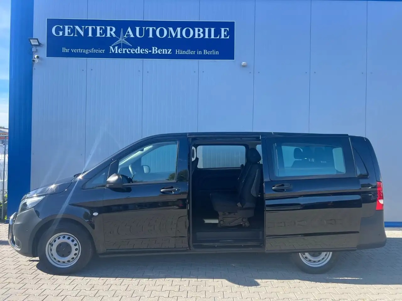 Mercedes-Benz Vito 116 TOURER LANG 9G NAVI KAMERA 7-SITZER AHK 6
