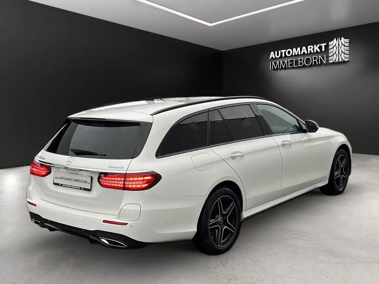Mercedes-Benz E 300 de AMG Allrad 360*Pano*Burmest*SOH 92%*Dis 8